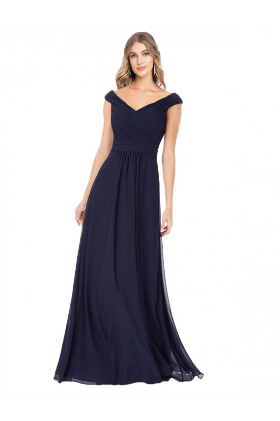 Dunkelmarine A-Linien Off-Schulter Chiffon Lange Brautjungfernkleider Online