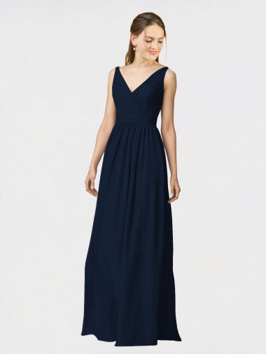 Dunkelmarine A-Linien V-Ausschnitt Chiffon Lange Brautjungfernkleider Online