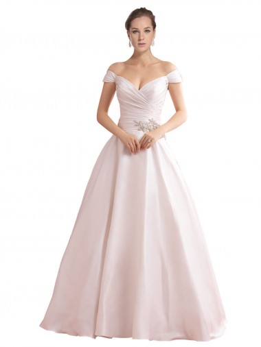 Elfenbein A-Linien Off-Schulter Kapelle-schleppe Satin Brautkleider Online
