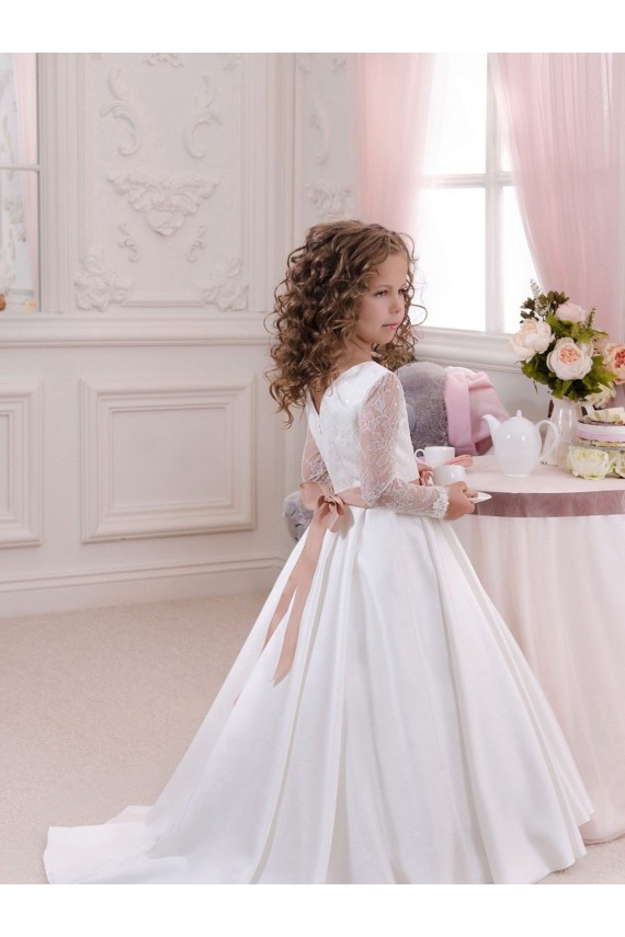 Elfenbein Prinzessin V-Ausschnitt Kapelle-schleppe Satin Spitze Lange Blumenmädchenkleider Online