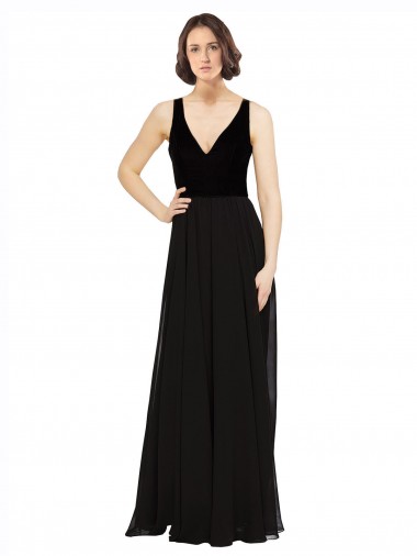 Schwarz A-Linien V-Ausschnitt Chiffon Samt Lange Brautjungfernkleider / Abiballkleider Online
