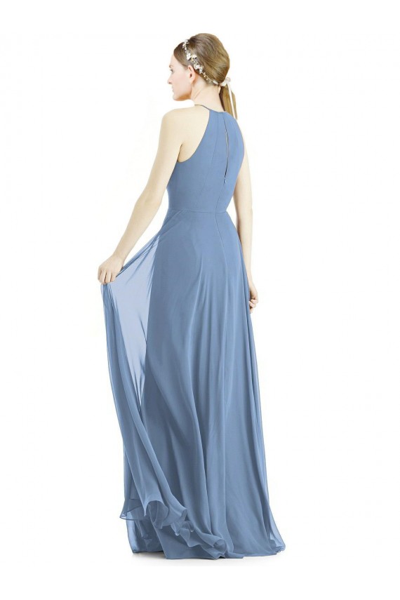 Staubiges Blau A-Linien Neckholder Chiffon Lange Brautjungfernkleider Online