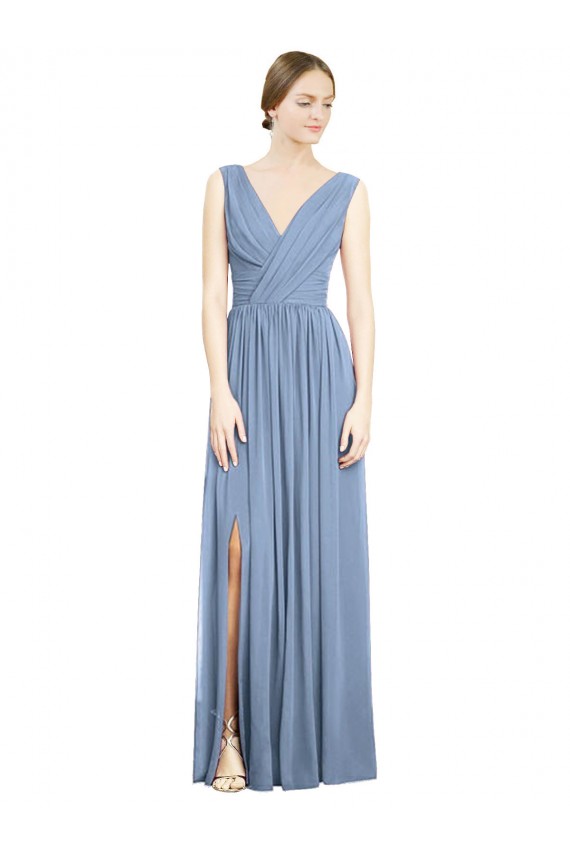 Staubiges Blau A-Linien V-Ausschnitt Chiffon Lange Brautjungfernkleider Online