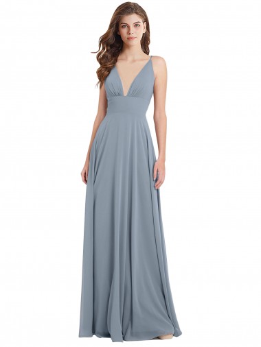 Staubiges Blau A-Linien V-Ausschnitt Chiffon Lange Brautjungfernkleider Online